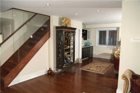11 Blithfield Ave, House detached with 4 bedrooms, 5 bathrooms and 4 parking in Toronto ON | Image 2