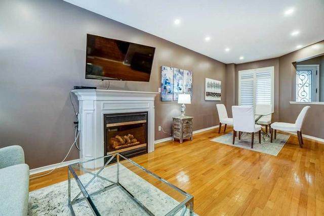 67 Ridgeway Crt, House detached with 3 bedrooms, 3 bathrooms and 3 parking in Vaughan ON | Image 26