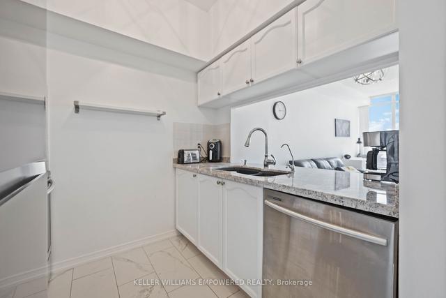 502 - 8 Hillcrest Ave, Condo with 1 bedrooms, 1 bathrooms and 1 parking in Toronto ON | Image 6