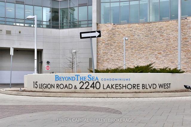 1004 - 15 Legion Rd, Condo with 2 bedrooms, 2 bathrooms and 1 parking in Toronto ON | Image 33