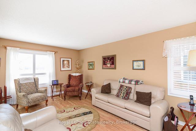 32 - 800 Paramount Dr, Townhouse with 3 bedrooms, 3 bathrooms and 2 parking in Hamilton ON | Image 28