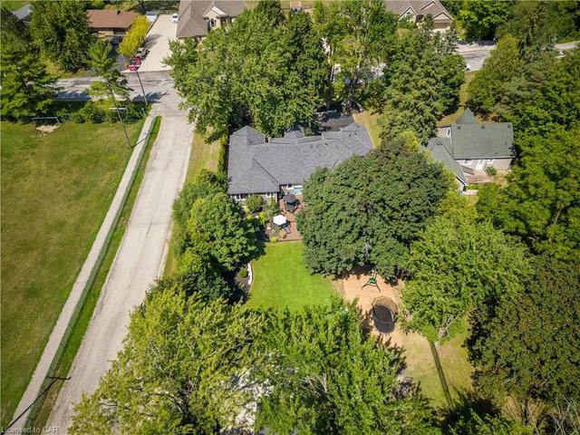 1419 Doon Village Road, House detached with 5 bedrooms, 3 bathrooms and 10 parking in Kitchener ON | Image 38