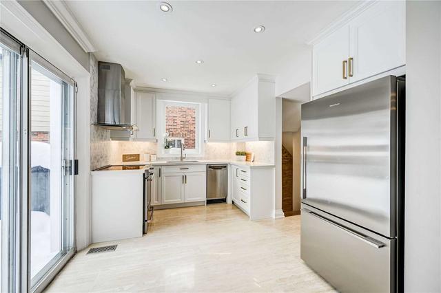 41 Thirty Seventh St, House detached with 3 bedrooms, 2 bathrooms and 6 parking in Toronto ON | Image 4