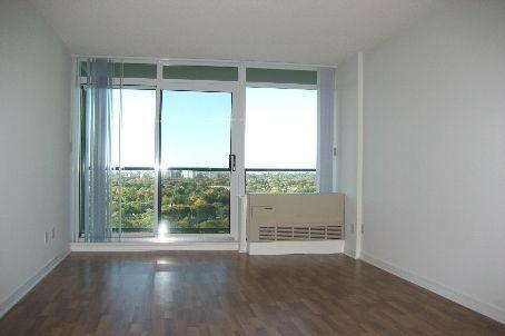 ph07 - 5500 Yonge St, Condo with 1 bedrooms, 1 bathrooms and 1 parking in Toronto ON | Image 2