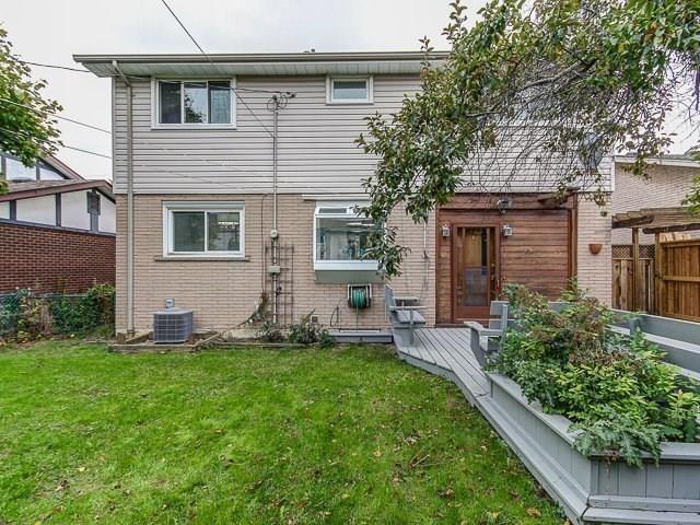 1004 Garth Street, House detached with 3 bedrooms, 2 bathrooms and 4 parking in Hamilton ON | Image 14