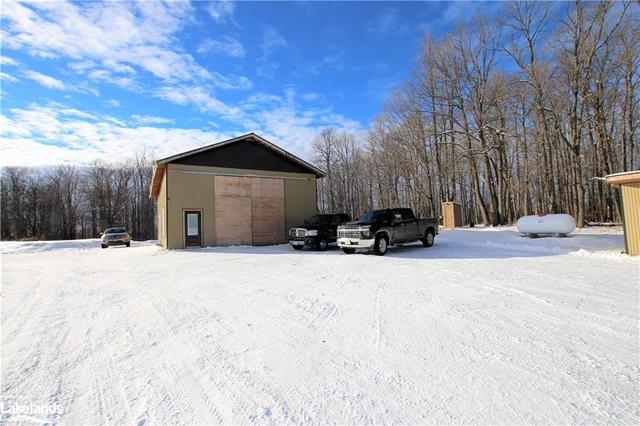 303 Clear Lake Road, House detached with 3 bedrooms, 1 bathrooms and null parking in Parry Sound, Unorganized, Centre Part ON | Image 25