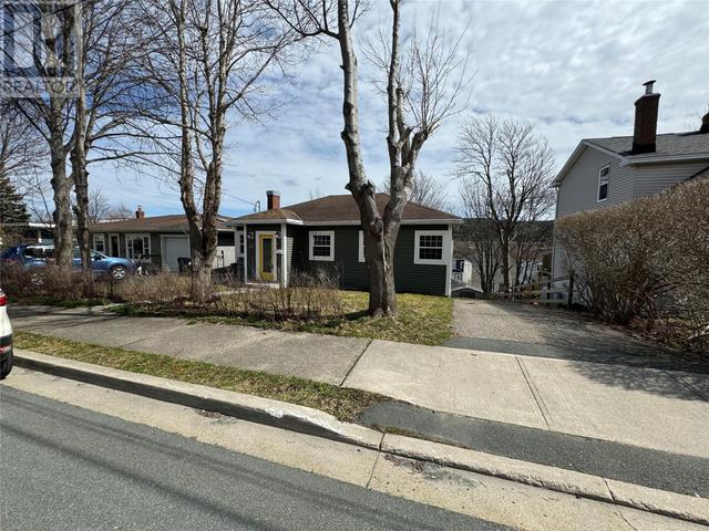 21 Cornwall Crescent, House detached with 3 bedrooms, 1 bathrooms and null parking in St. John's NL | Image 2
