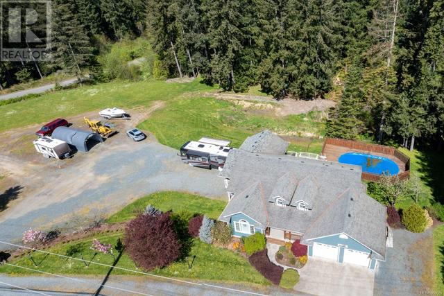 2049 Herd Rd, House detached with 5 bedrooms, 3 bathrooms and 6 parking in North Cowichan BC | Image 41