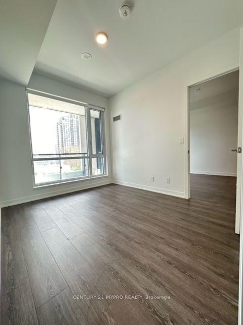 420 - 7950 Bathurst St, Condo with 1 bedrooms, 1 bathrooms and 1 parking in Vaughan ON | Image 2