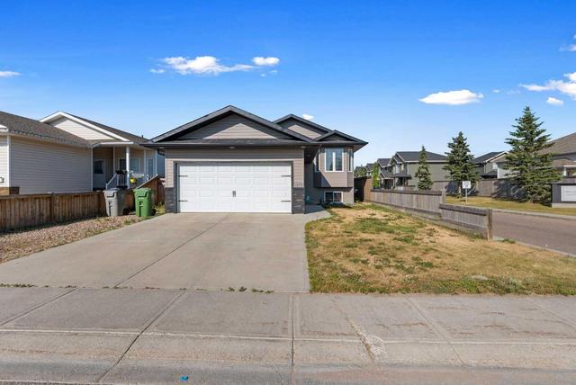 1811 47 Avenue, House detached with 4 bedrooms, 3 bathrooms and 4 parking in Lloydminster (Part) SK | Image 2