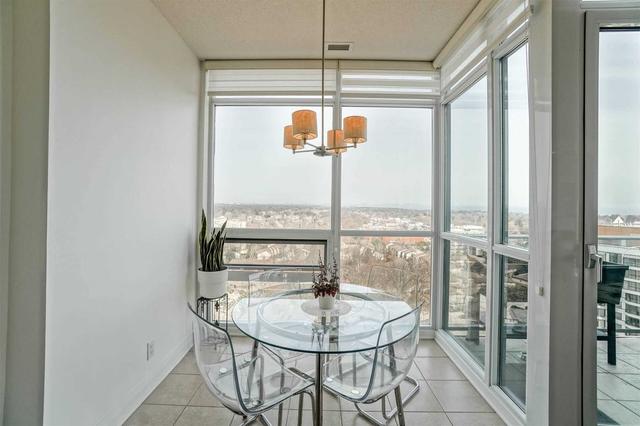 uph08 - 1055 Southdown Rd, Condo with 2 bedrooms, 2 bathrooms and 2 parking in Mississauga ON | Image 3