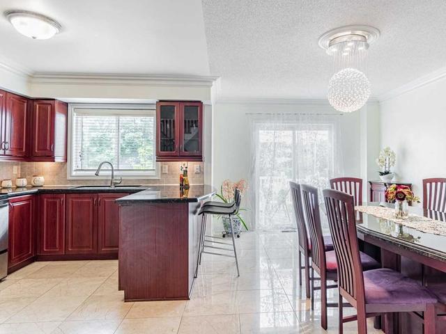29 Andrika Crt, House attached with 3 bedrooms, 3 bathrooms and 5 parking in Mississauga ON | Image 28