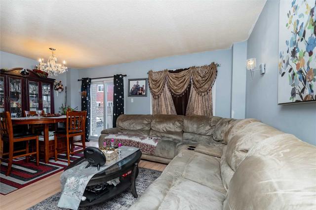10 Woodstream Ave, House semidetached with 3 bedrooms, 3 bathrooms and 3 parking in Brampton ON | Image 8