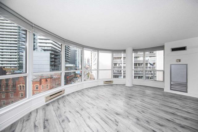 912 - 7 Carlton St, Condo with 2 bedrooms, 2 bathrooms and 1 parking in Toronto ON | Image 19