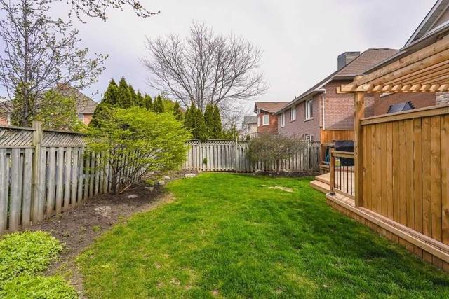 28 Hester Ave, House detached with 4 bedrooms, 3 bathrooms and 4 parking in Ajax ON | Image 30