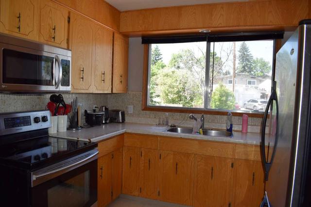 5702 51 Avenue, House detached with 2 bedrooms, 2 bathrooms and 2 parking in Ponoka AB | Image 7