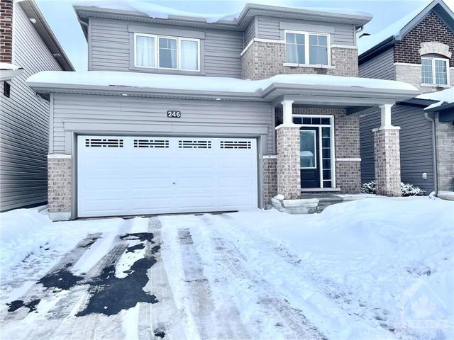 246 Saddleback Crescent, House detached with 4 bedrooms, 3 bathrooms and 4 parking in Ottawa ON | Image 1