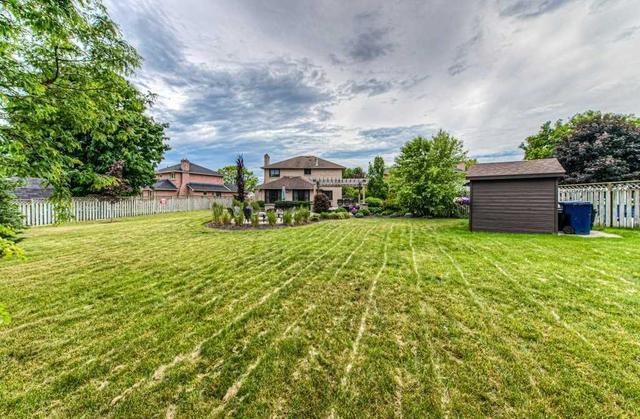 54 Garden Cres, House detached with 3 bedrooms, 3 bathrooms and 8 parking in Brant ON | Image 26