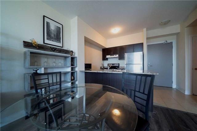 118 - 10 Concord Pl, Condo with 1 bedrooms, 1 bathrooms and 1 parking in Grimsby ON | Image 8