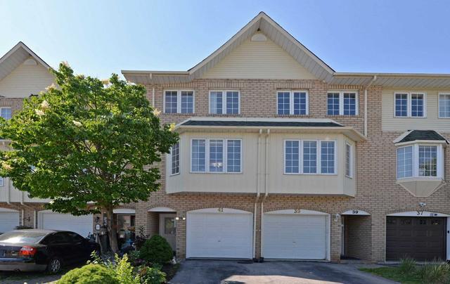 41 Sufi Cres, House attached with 3 bedrooms, 4 bathrooms and 3 parking in Toronto ON | Image 1
