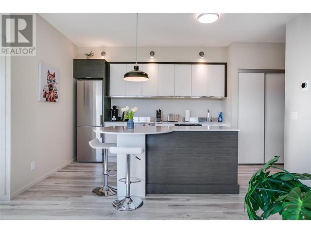 408 - 1350 St Paul Street, Condo with 2 bedrooms, 1 bathrooms and 1 parking in Kelowna BC | Image 8