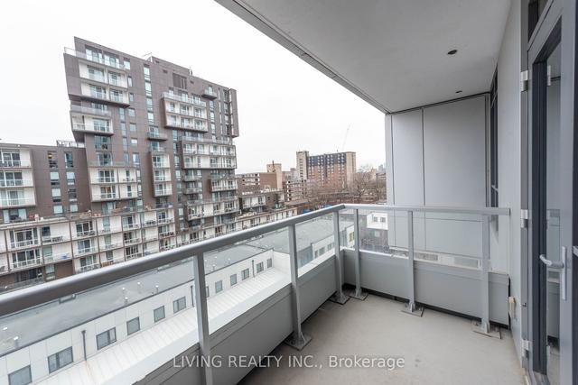 728 - 38 Cameron St, Condo with 2 bedrooms, 2 bathrooms and 1 parking in Toronto ON | Image 1
