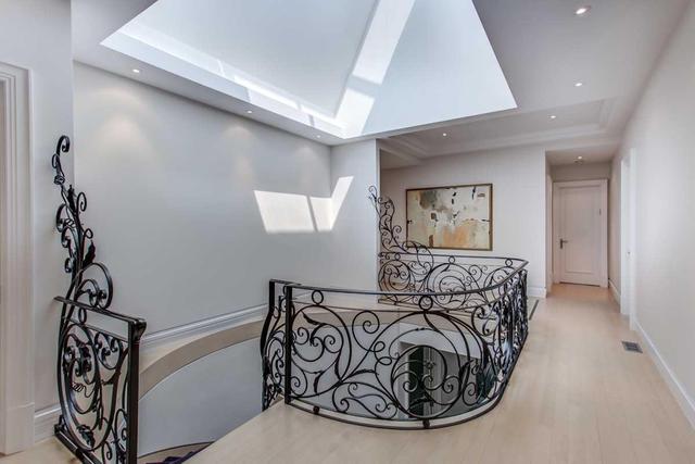 10 Alexandra Wood, House detached with 6 bedrooms, 11 bathrooms and 4 parking in Toronto ON | Image 12