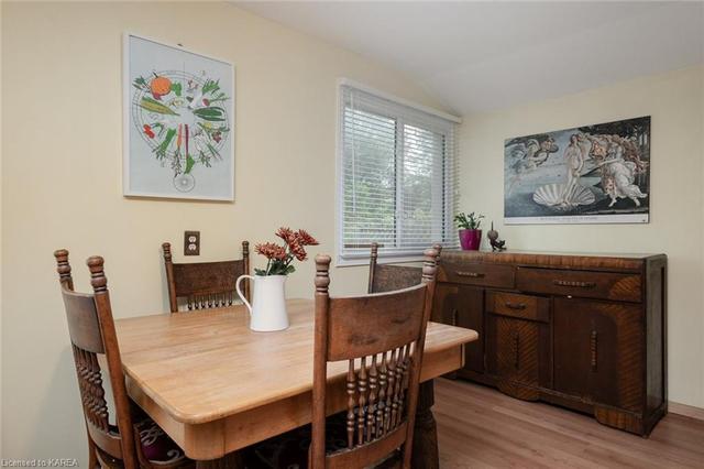 293 Montreal Street, House detached with 2 bedrooms, 1 bathrooms and 1 parking in Kingston ON | Image 8