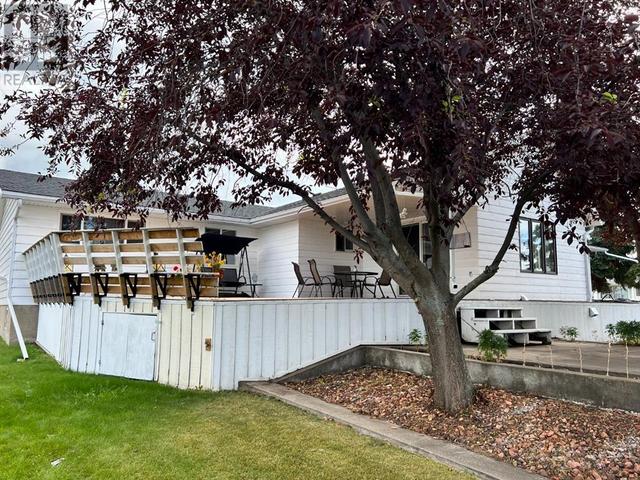 5204 48 Street, House detached with 4 bedrooms, 2 bathrooms and 6 parking in Valleyview AB | Image 30