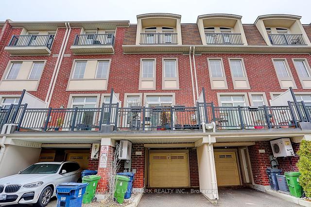 95b Finch Ave W, House attached with 3 bedrooms, 3 bathrooms and 2 parking in Toronto ON | Image 25