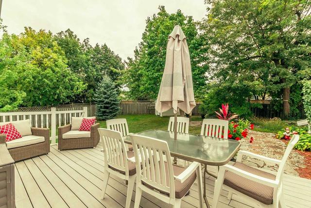 18 Gladeside Pl, House semidetached with 3 bedrooms, 2 bathrooms and 5 parking in Brampton ON | Image 19