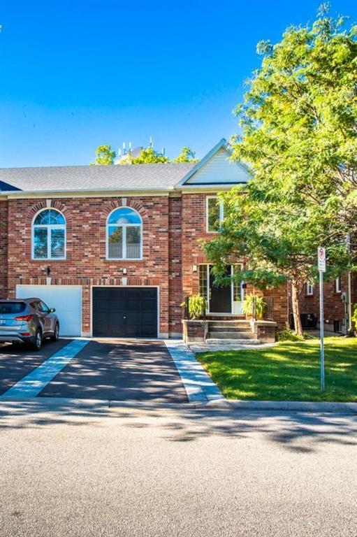 2014 Grovetree Lane, House semidetached with 3 bedrooms, 2 bathrooms and 2 parking in Burlington ON | Image 1