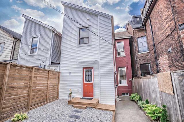 34 Rolyat St, House attached with 3 bedrooms, 2 bathrooms and 2 parking in Toronto ON | Image 26