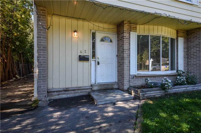 42 Marion St, House semidetached with 4 bedrooms, 1 bathrooms and 4 parking in Orangeville ON | Image 1
