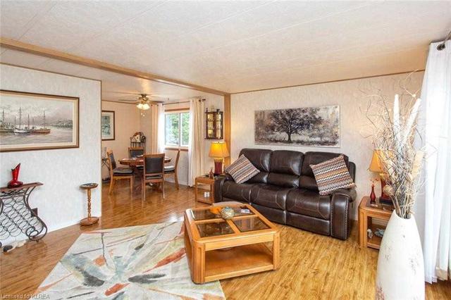 1 Cedar St, Home with 3 bedrooms, 2 bathrooms and 3 parking in Kawartha Lakes ON | Image 13