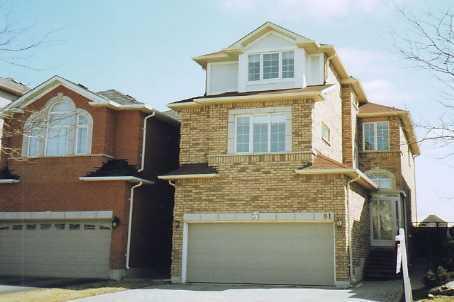 81 Queensway Dr, House detached with 5 bedrooms, 6 bathrooms and 4 parking in Richmond Hill ON | Image 1