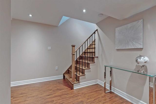 15 Lourakis St, House detached with 4 bedrooms, 5 bathrooms and 5 parking in Richmond Hill ON | Image 30