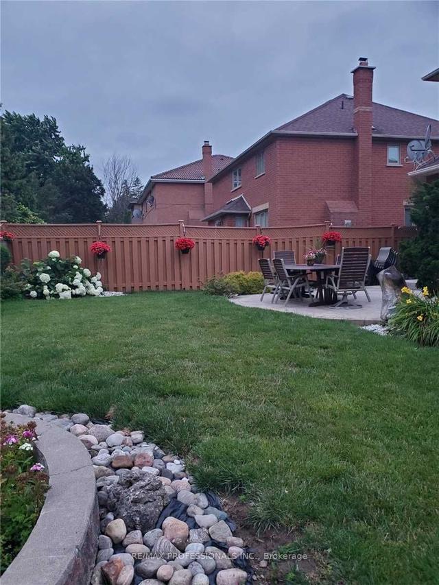 2078 Perran Dr, House detached with 4 bedrooms, 4 bathrooms and 6 parking in Mississauga ON | Image 30