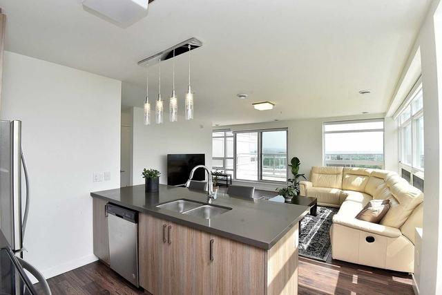 605 - 467 Charlton Ave E, Condo with 2 bedrooms, 2 bathrooms and 1 parking in Hamilton ON | Image 2