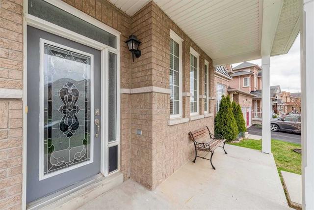 11 Finlayson Cres, House detached with 5 bedrooms, 4 bathrooms and 6 parking in Brampton ON | Image 12