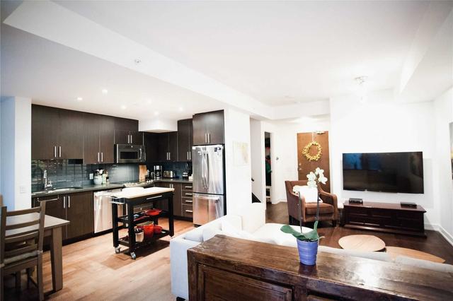 th5 - 2220 Lake Shore Blvd W, Townhouse with 2 bedrooms, 3 bathrooms and 1 parking in Toronto ON | Image 29