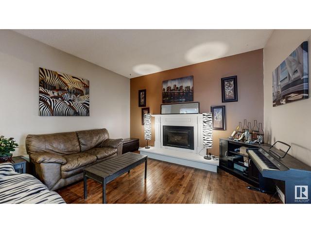 17923 87a Av Nw, House detached with 5 bedrooms, 3 bathrooms and null parking in Edmonton AB | Image 8