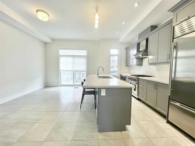 71 Yorkton Blvd, House attached with 3 bedrooms, 3 bathrooms and 4 parking in Markham ON | Image 19
