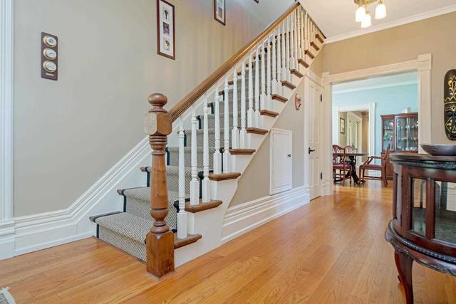 34 Edith St, House detached with 4 bedrooms, 3 bathrooms and 12 parking in Halton Hills ON | Image 14