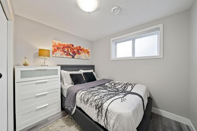 173 Yorkville Manor Sw, Home with 4 bedrooms, 3 bathrooms and 2 parking in Calgary AB | Image 44