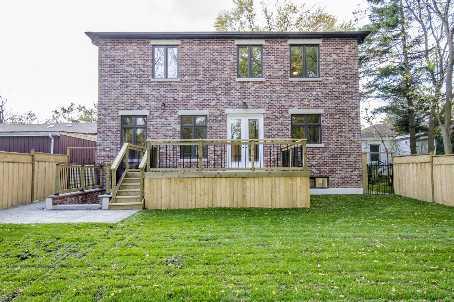 225 Lawrence Ave, House detached with 4 bedrooms, 5 bathrooms and 9 parking in Richmond Hill ON | Image 2