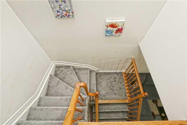 96 Brussels Ave, House attached with 3 bedrooms, 4 bathrooms and 2 parking in Brampton ON | Image 11