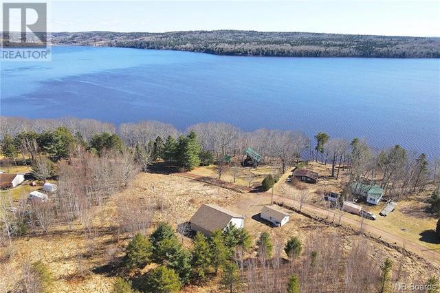 34 Washademoak Lane, House detached with 1 bedrooms, 2 bathrooms and null parking in Cambridge Narrows NB | Image 10