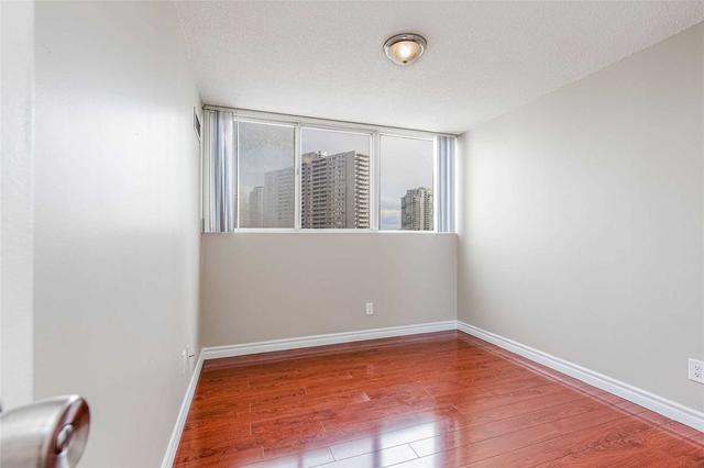 507 - 3700 Kaneff Cres, Condo with 2 bedrooms, 2 bathrooms and 1 parking in Mississauga ON | Image 7