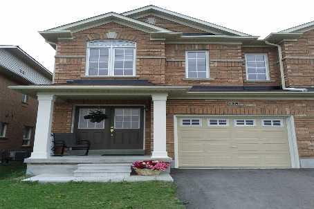 125 Four Seasons Cres, House semidetached with 3 bedrooms, 3 bathrooms and 2 parking in East Gwillimbury ON | Image 1